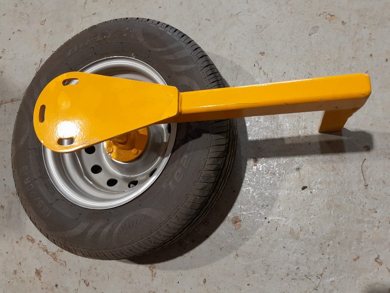 Mzuri bout marker assembly