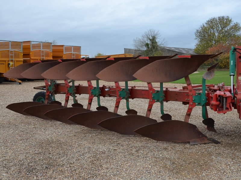 Kverneland LO85/300 plough 6F