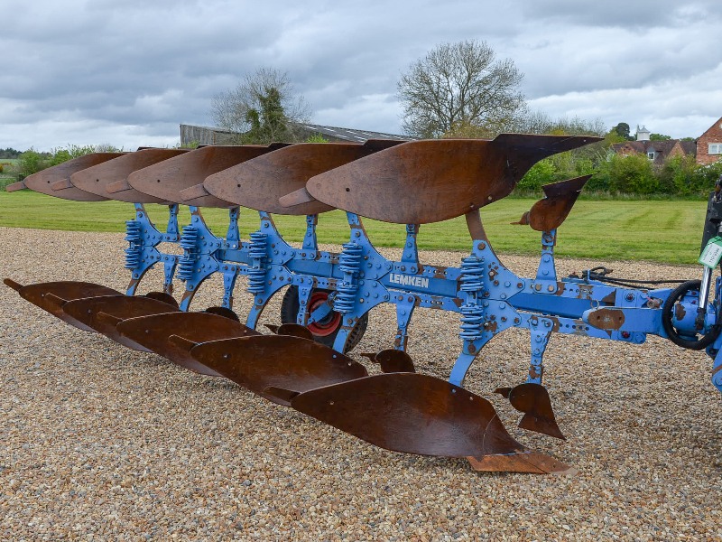 Lemken EurOpal plough 6 furrows