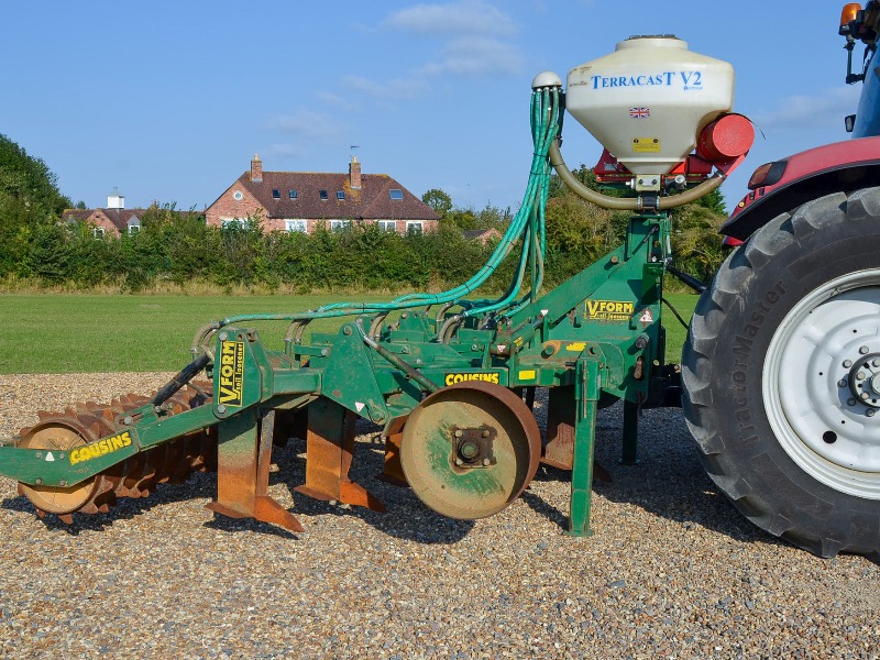 Cousins V-Form 8-leg subsoiler 4.5m