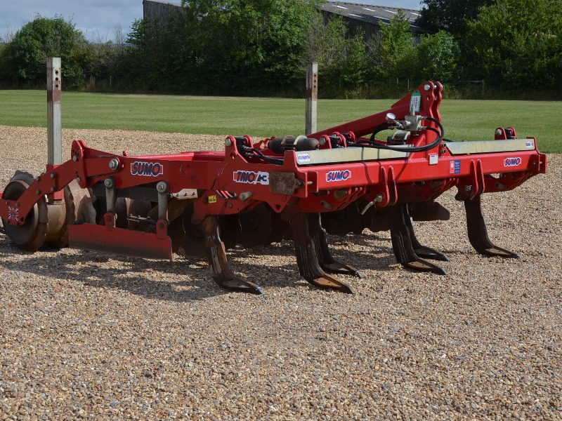 Sumo Trio 3 mounted primary cultivator 3m