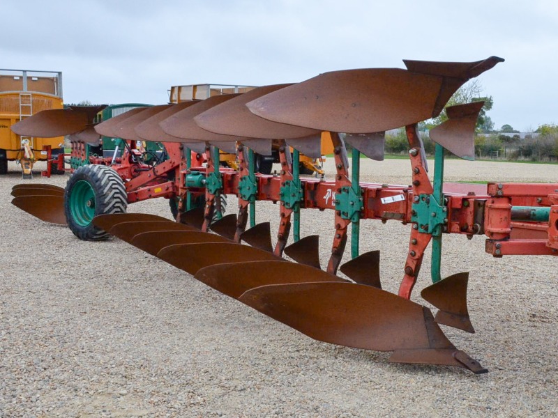 KVERNELAND RW100 PLOUGH 10-FURROWS - 11020103