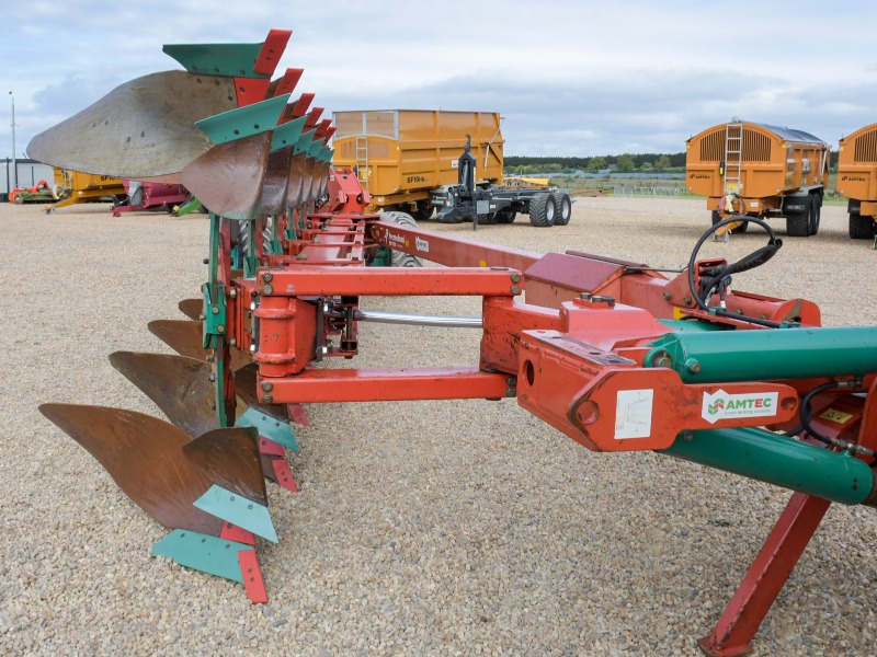 Kverneland RW100 wagon plough 10-furrow