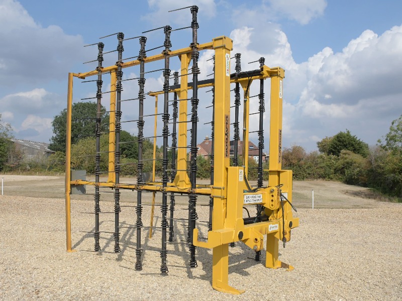 Claydon Straw Harrow 7.5M