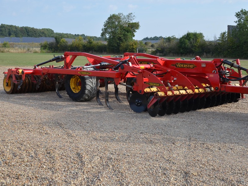 VADERSTAD TOPDOWN TD400 TRAILED PRIMARY CULTIVATOR 7M