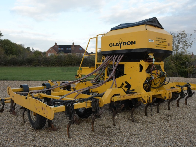 Claydon Hybrid mounted dircet drill 6M