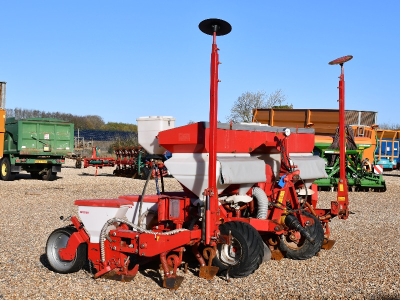 Accord Maize drill 6-row