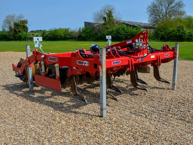 Sumo Trio 6 leg cultivator 3m