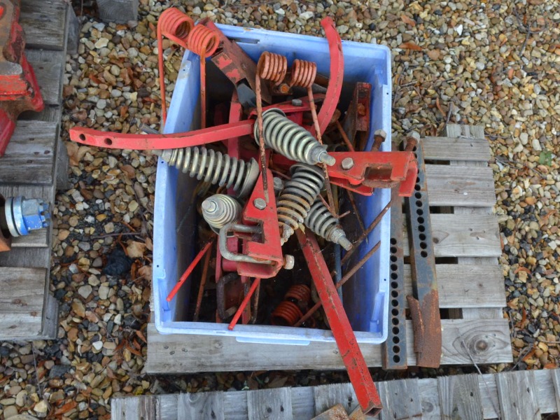 Weaving tine drill assortment