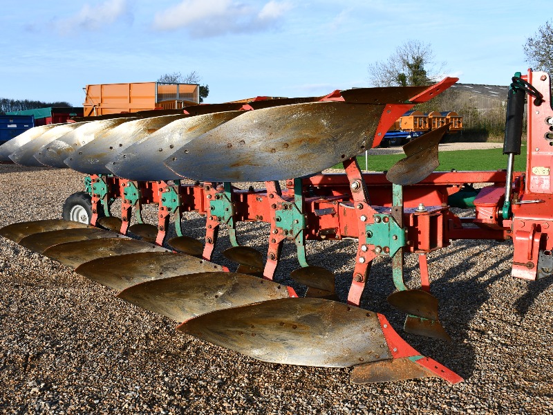 Kverneland LO85/300 6F