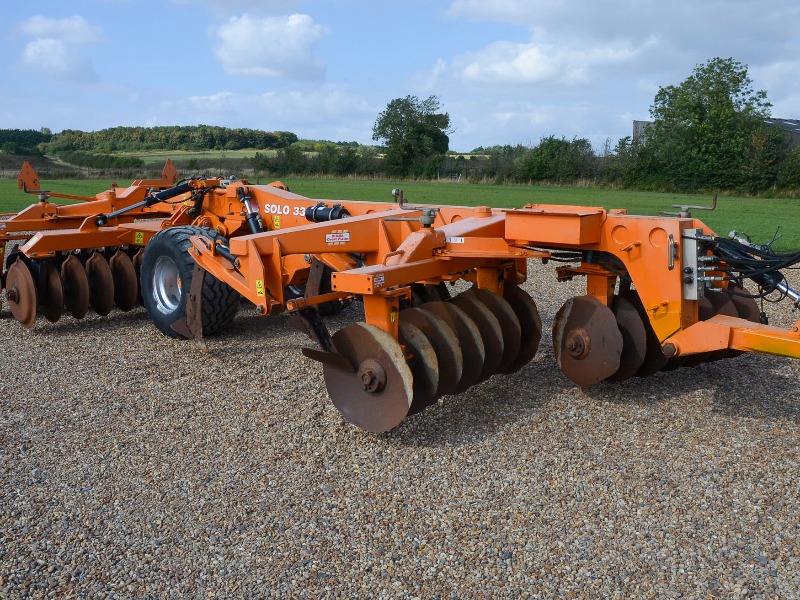 Great Plains Simba Solo 330 trailed primary cultivator 3.3m