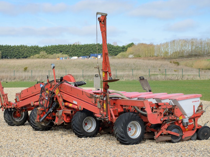 Kverneland Optima maize drill 12 row